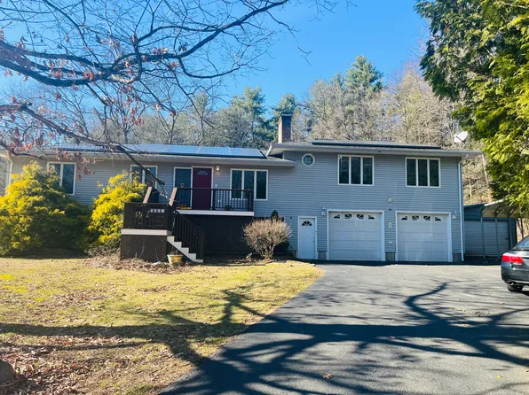 29 Brenda Ln #2, Belchertown, MA 01007