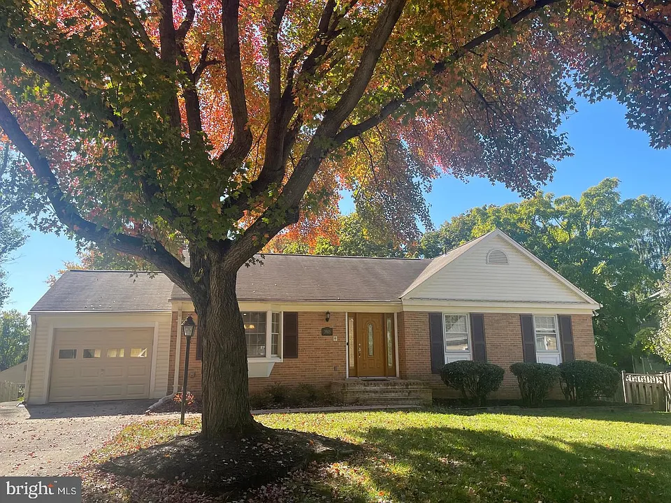 3905 Flagstone Ter