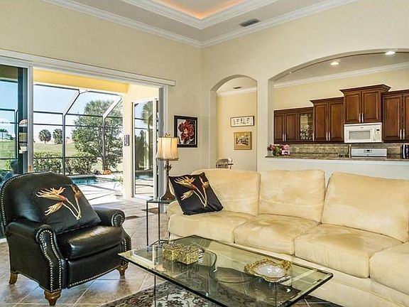 4th image of 253 Martellago Dr