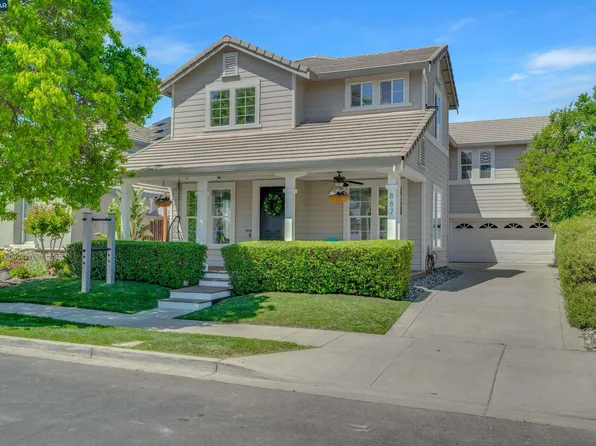 887 Larkspur Ct, Brentwood, CA 94513