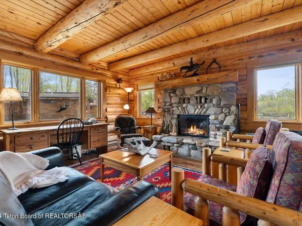 6455 N Snake River Ranch Rd, Wilson, WY 83014