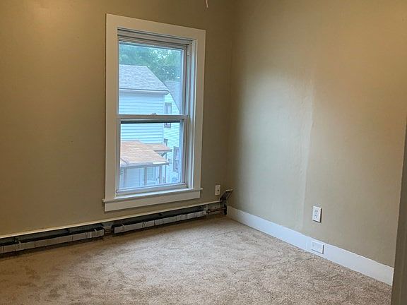5th image of 5 Southwick St Floor 2