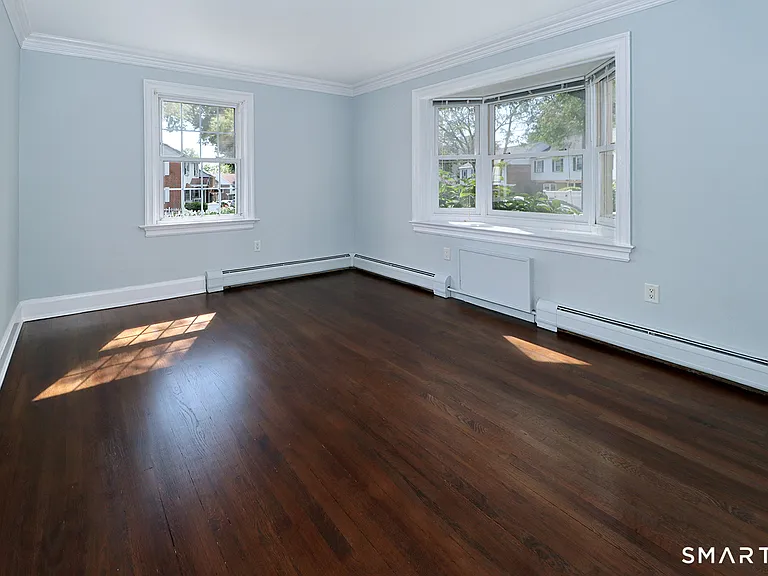 240 Sunnyridge Ave #121 — Photo 4