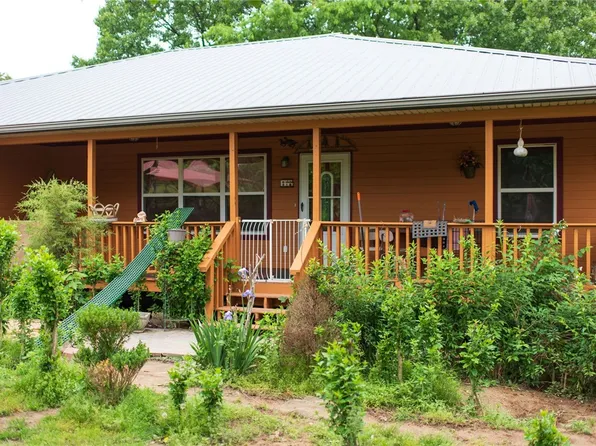 7959 Heritage Heights Rd, Seligman, MO 65745