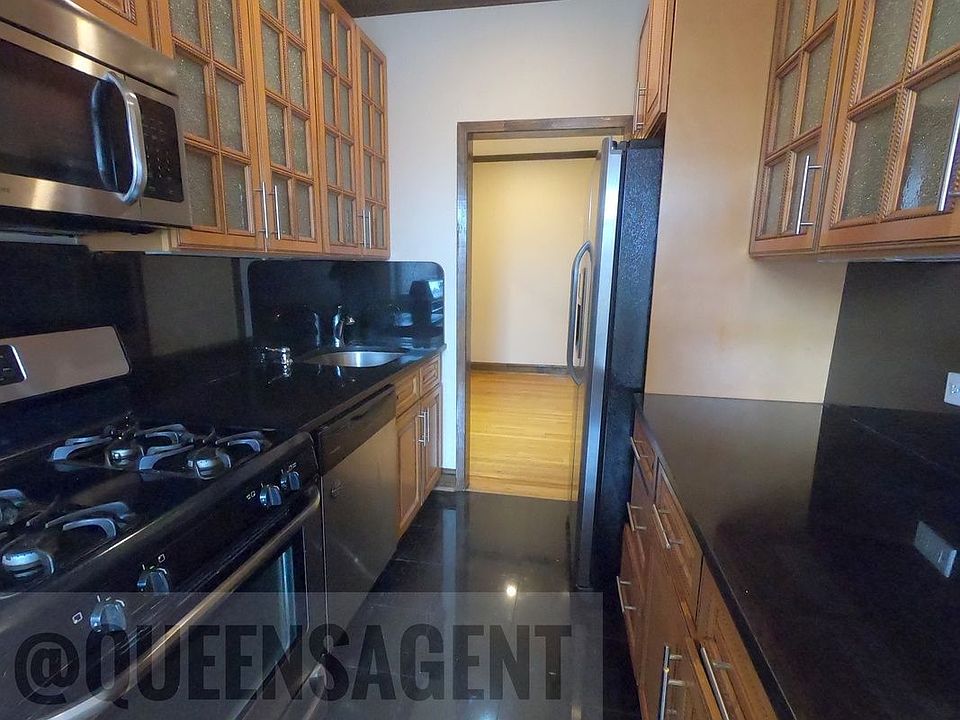 1st image of 41-00 43rd Ave #D6e