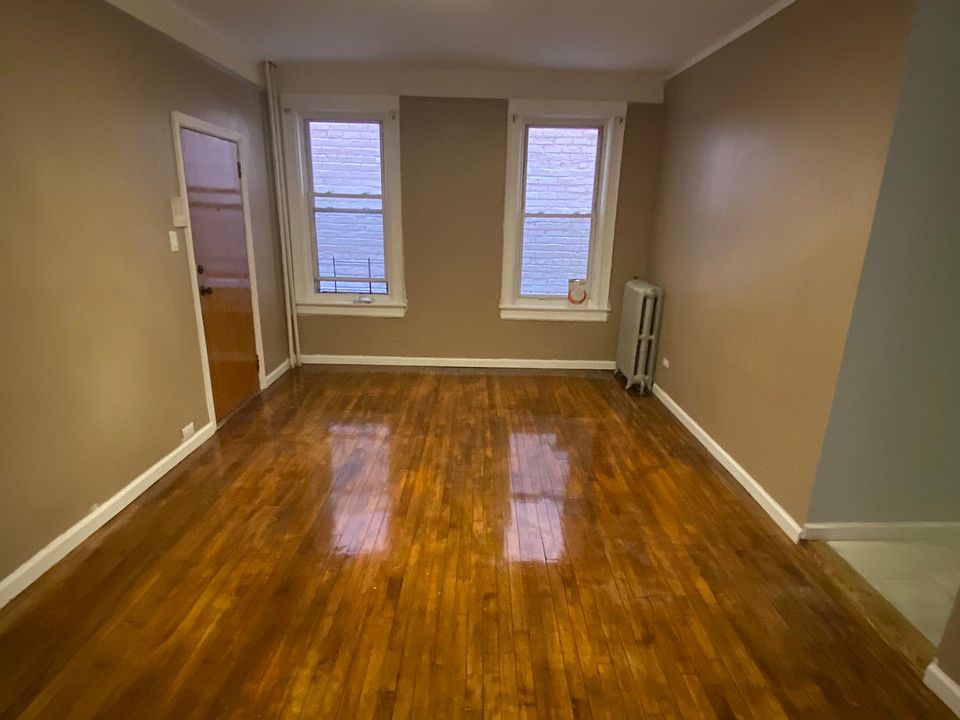 1st image of 812 E 233rd St Floor 1