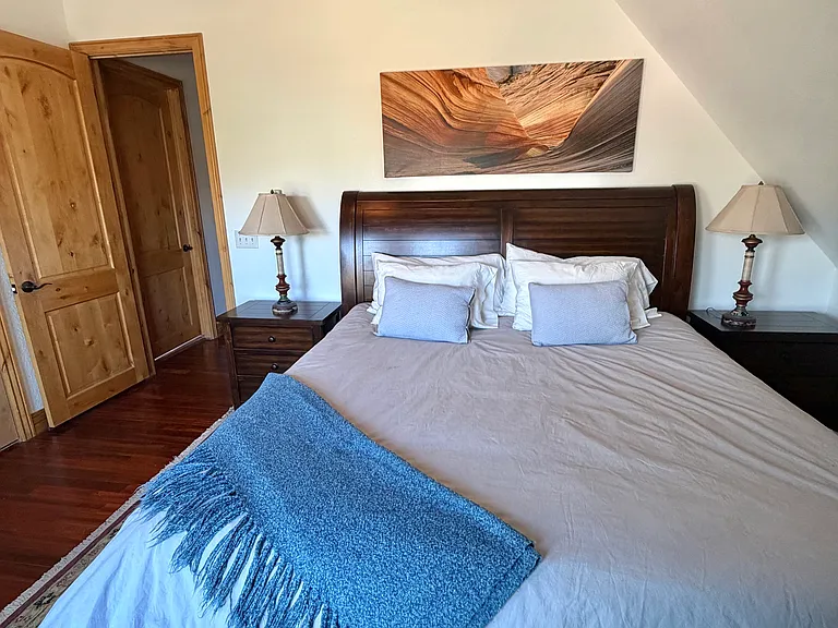 2544 N Emerson St #A — Photo 16