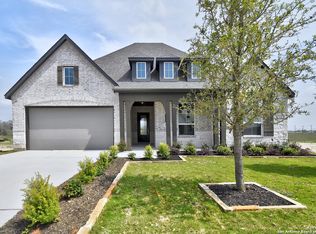 325 Lacey Oak, Castroville, TX 78009