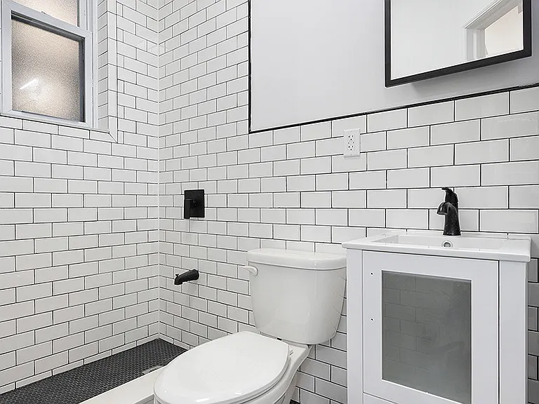 1730 Stanhope St #GF — Photo 11