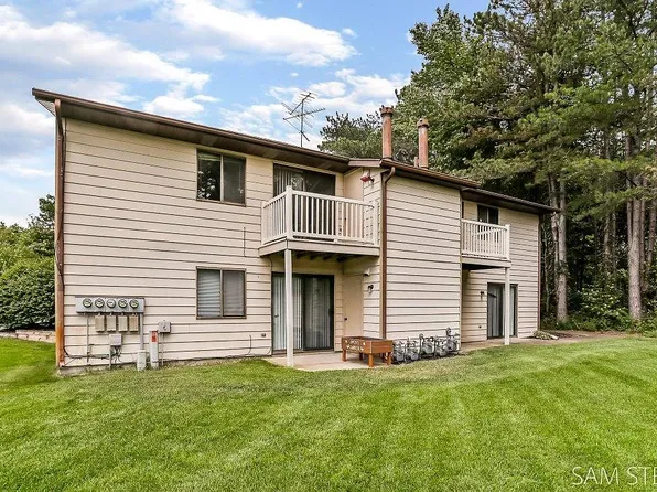 Pinetree Townhomes, 5526 Fillmore St #9580-C, Allendale, MI 49401