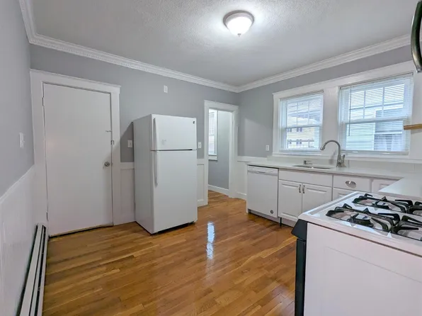 6 Edgar Ct, Somerville, MA