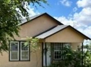 617 W Price St, Floydada, TX 79235