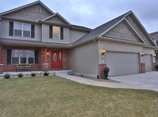 10814 N Sawmill Ln, Dunlap, IL 61525