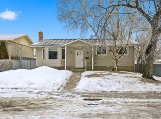 2404 W 51st St NE, Calgary, AB T1Y1C3