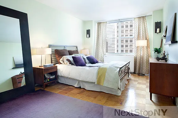 Sold by NextStopNY | media 14