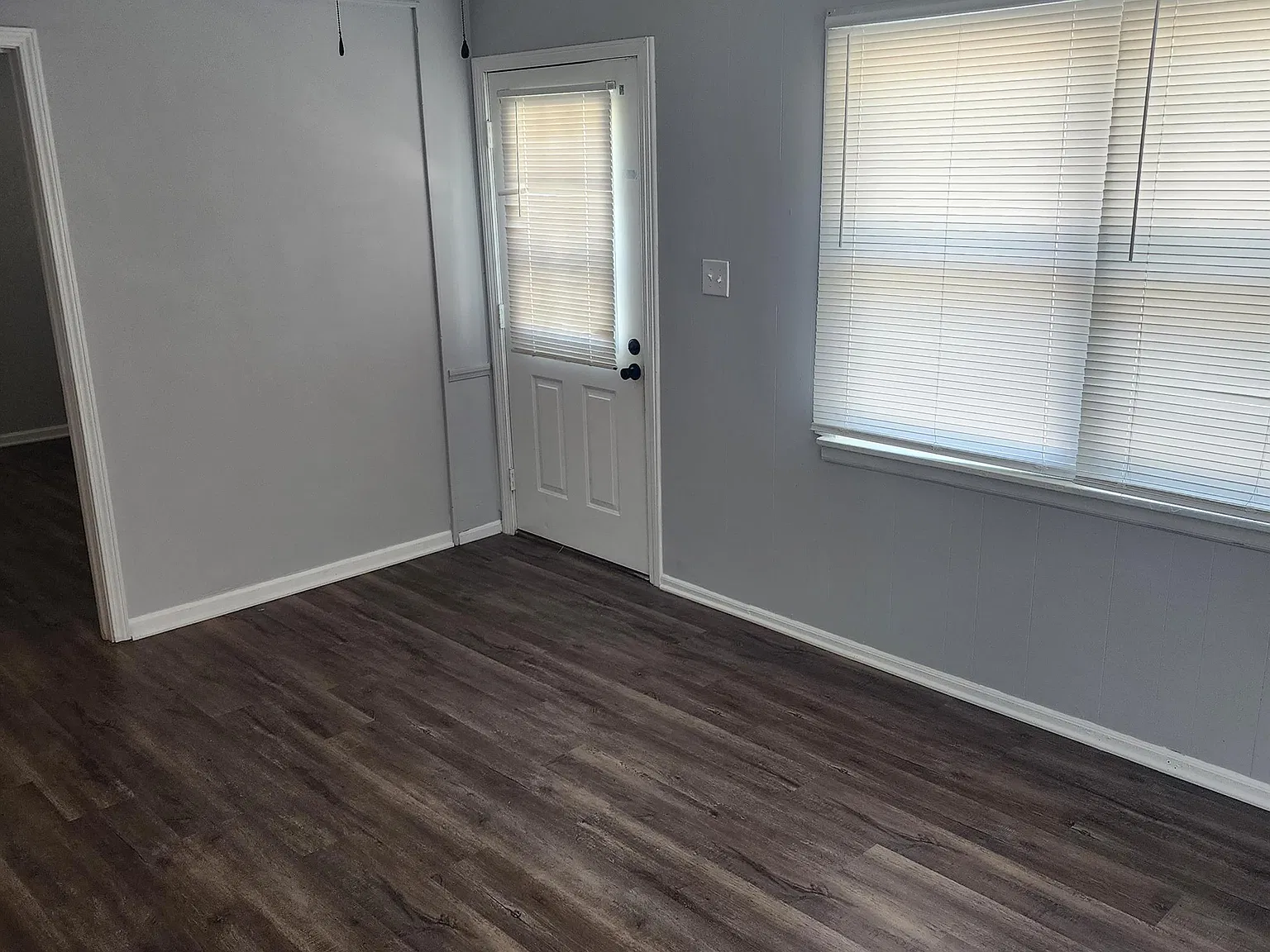 2027 Covert Avenue Apt. B - 1 — Photo 4