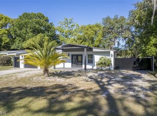 12110 Midlake Dr, Tampa, FL 33612