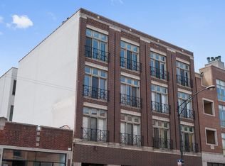 1471 W Irving Park Rd APT 3E, Chicago, IL 60613