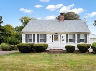 35 Longmeadow Rd, Taunton, MA 02780