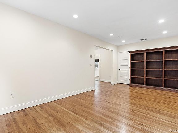 5th image of 56 Huntville Road