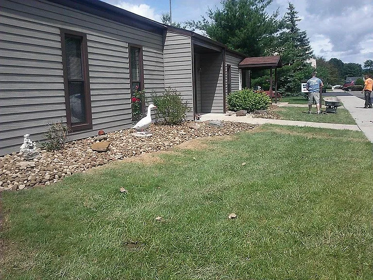 611 Ridge Rd — Photo 8