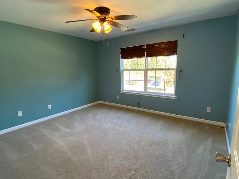1002 Dorset Ln — Photo 24