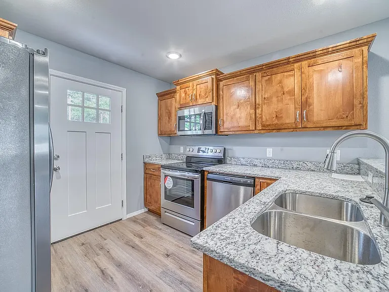 1702 Grand Ave #1 — Photo 9