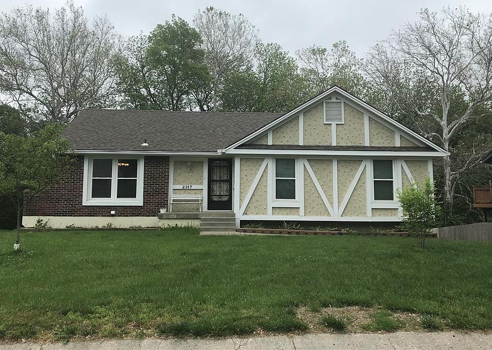 1st image of 2317 S Viking Dr