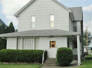 204 N Harrison St, Topeka, IN 46571