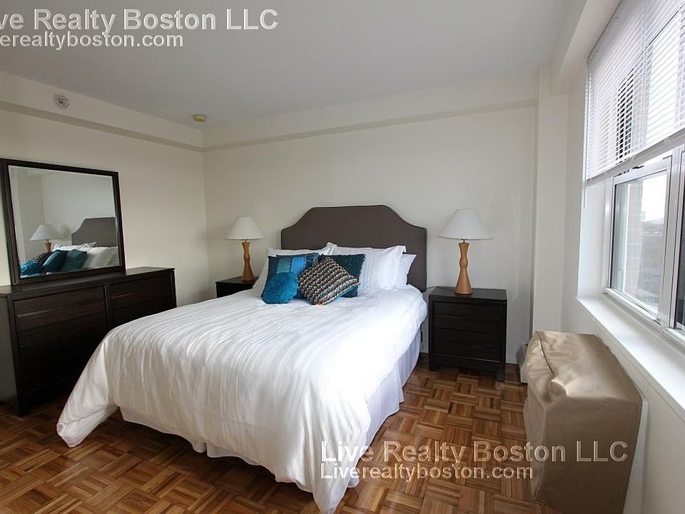 2nd image of 174 Freeman St