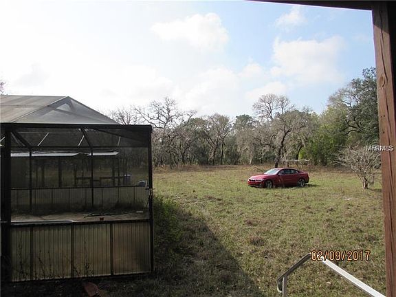 5th image of 14036 Oakwood Dr