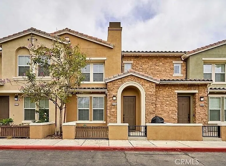 12573 Montaivo Ln — Photo 1