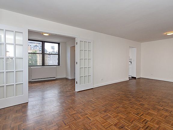 5th image of 201 E 17th St APT 9H