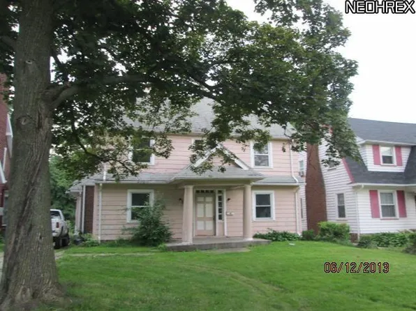 1726 Lee Rd, Cleveland Heights, OH 44118