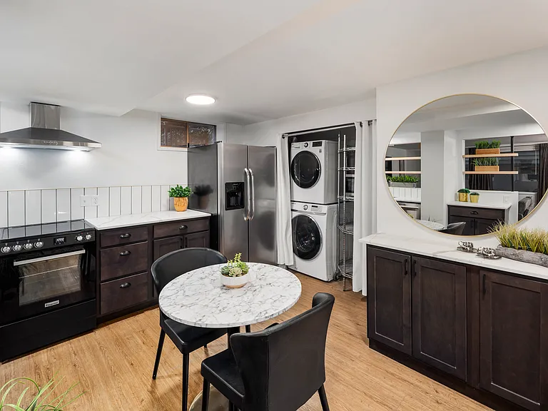 9301 Linden Ave N #B — Photo 6