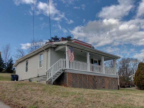 3rd image of 3153 Garden City Blvd SE