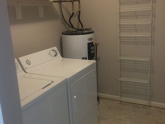 5th image of 4605 Lee Ave #A
