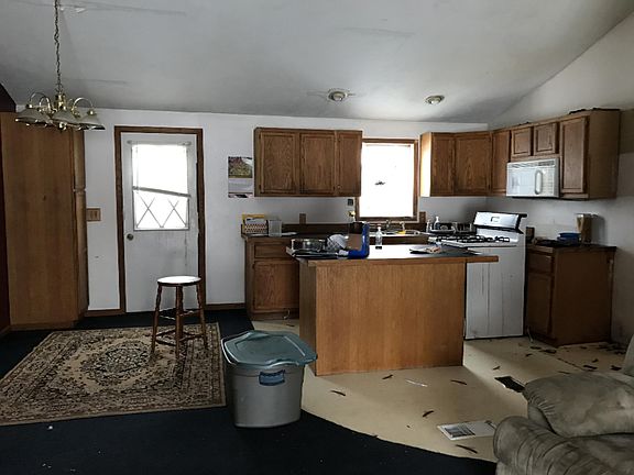5th image of 8882 Cottonwood Ave