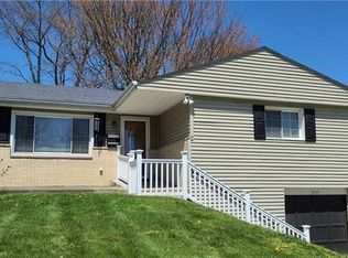 2737 Harvey Ave, New Kensington, PA