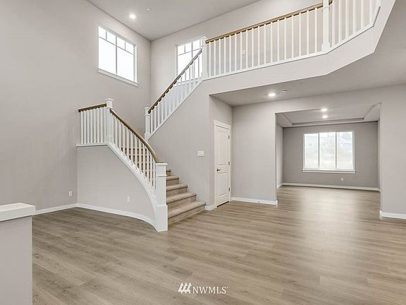 2nd image of 3111 109th ave Street NE #M1