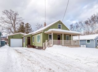 17 Elm St, Gorham, NH 03581