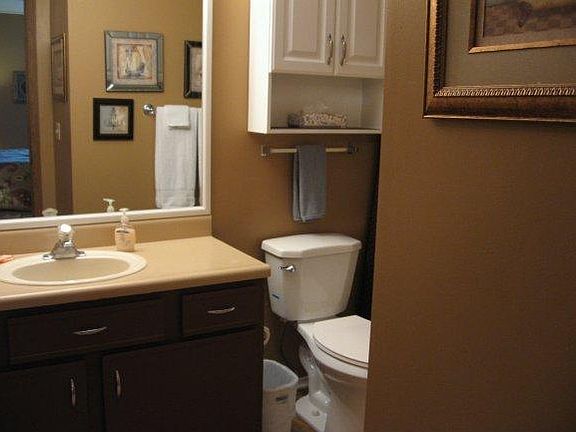 4th image of 230 Turnberry Dr #2