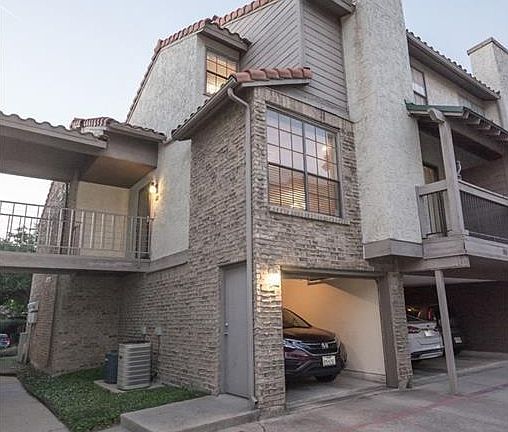 4th image of 336 Melrose Dr APT 19A