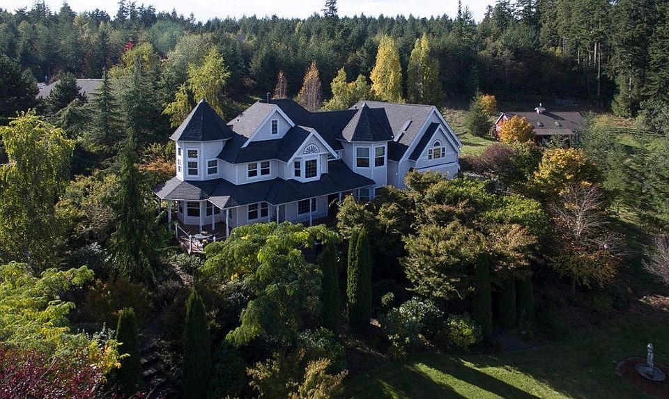 1st image of 1306 14th Avenue Fi