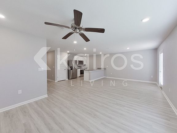 2nd image of 131 Swallowtail Ln