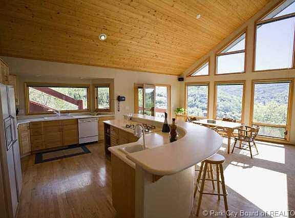 4th image of 7759 N Tall Oaks Dr