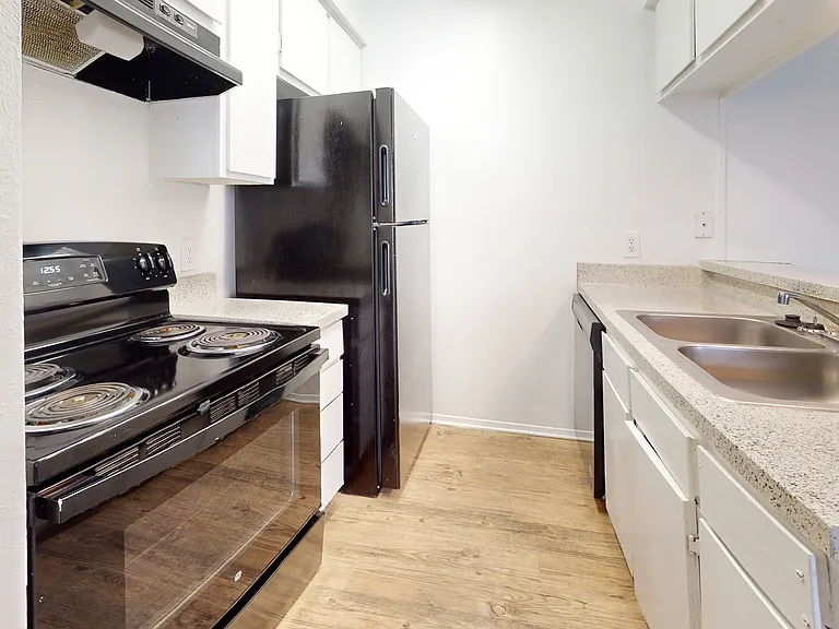 Addison Apartments at the Park — Photo 163
