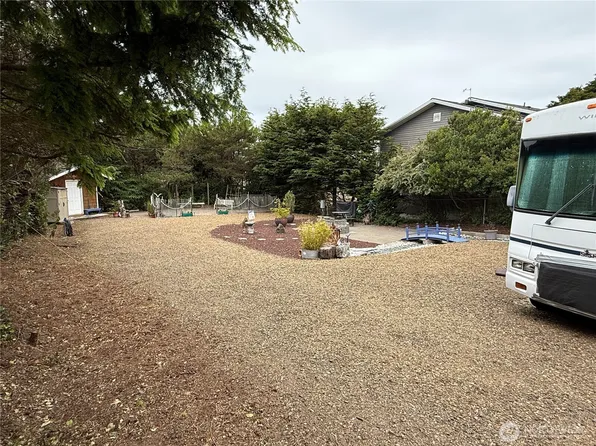 30515 K Place, Ocean Park, WA 98640