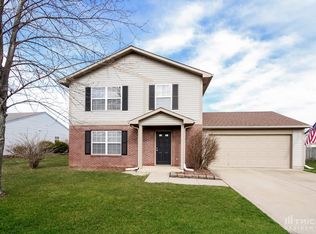 29 Meadow Creek East Blvd, Whiteland, IN 46184