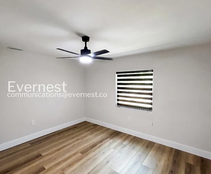 5908 S Manhattan Ave — Photo 14